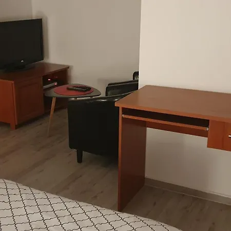 Am Schloss Lejlighed Bevern (Lower-Saxony)